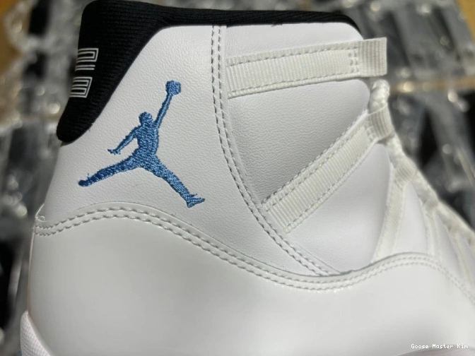 Jordan legend 11 CT8012-104 Blue Air 0823